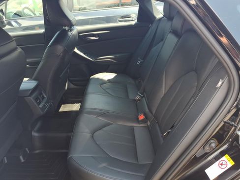 Used 2019 Toyota Avalon XLE FWD image 8