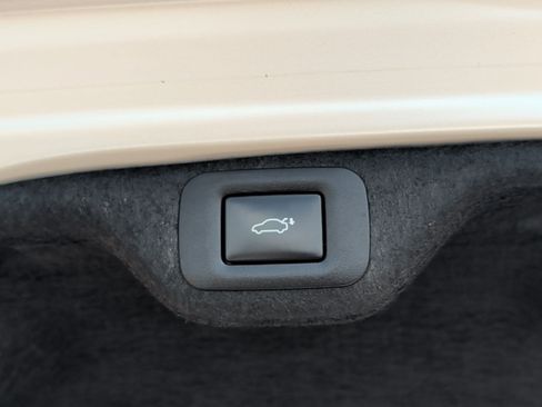 Certified 2024 Lexus ES 350 Ultra Luxury w/ Accessory Package (Z2) FWD image 28