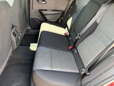 Used 2023 Nissan Rogue SV AWD/4WD image 20