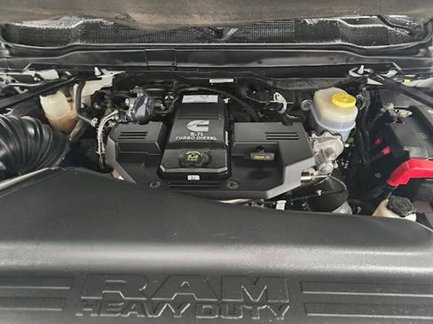 Used 2023 RAM 2500 Laramie AWD/4WD image 17