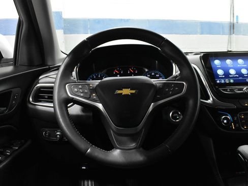 Used 2022 Chevrolet Equinox Premier image 6