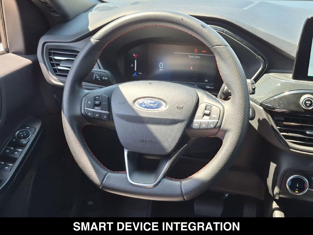 Used 2025 Ford Escape ST-Line FWD image 12