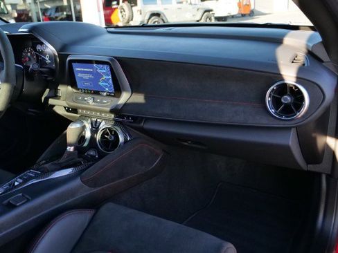 Used 2024 Chevrolet Camaro ZL1 image 37