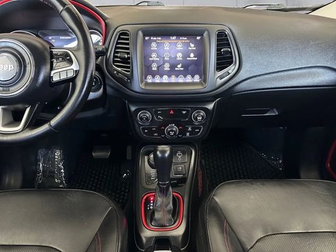 Used 2019 Jeep Compass Trailhawk w/ Leather Interior Group image 13