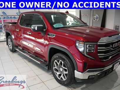 Used 2024 GMC Sierra 1500 SLT w/ SLT Premium Plus Package