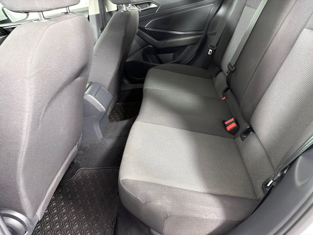 Used 2019 Volkswagen Jetta SE FWD image 18