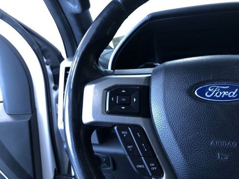 Used 2019 Ford F150 Platinum w/ Equipment Group 701A Luxury image 20