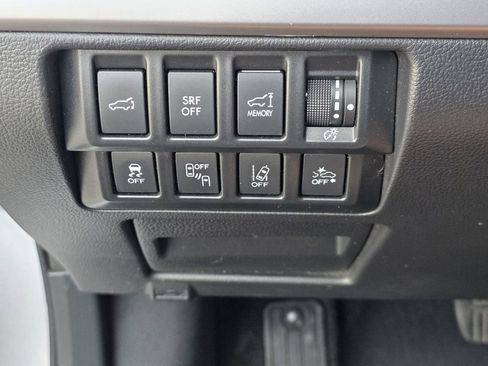 Used 2015 Subaru Outback 2.5i Limited AWD/4WD image 25