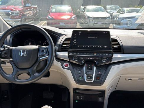 Used 2025 Honda Odyssey EX-L image 7