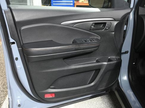 Used 2022 Honda Pilot TrailSport image 24