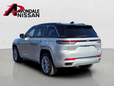 Used 2022 Jeep Grand Cherokee Summit w/ Luxury Tech Group V RWD image 4
