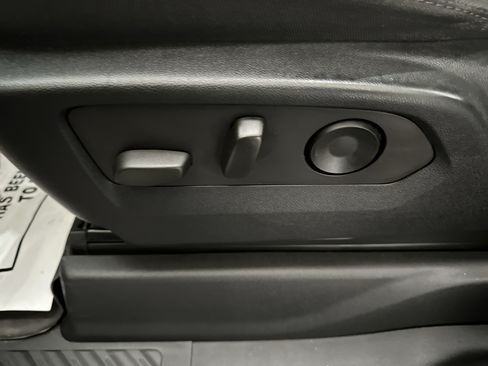 Used 2022 Chevrolet Silverado 1500 Custom w/ LPO, Dark Essentials Package AWD/4WD image 22