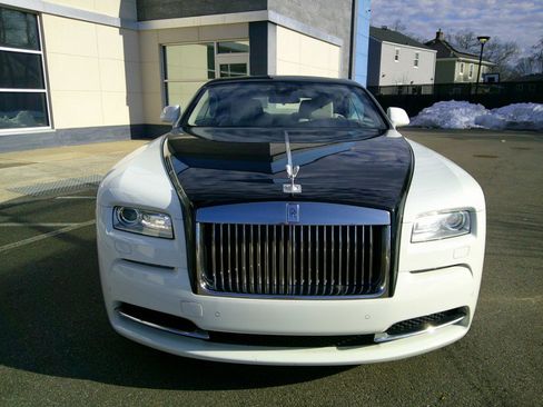 Used 2014 Rolls-Royce Wraith image 13