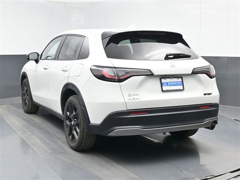 Used 2023 Honda HR-V Sport image 7