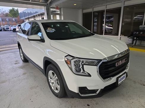 Certified 2024 GMC Terrain SLE image 7