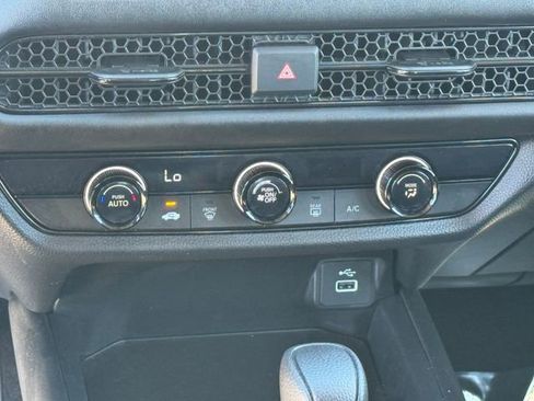 Certified 2024 Honda HR-V LX image 18