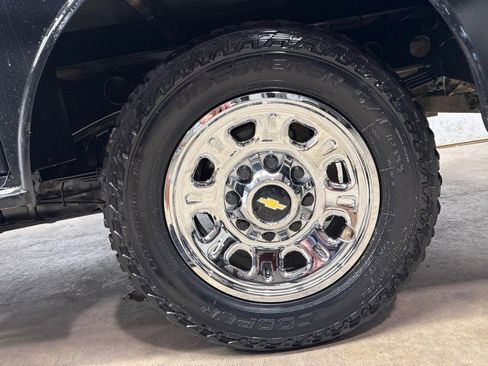 Used 2019 Chevrolet Silverado 2500 W/T image 35