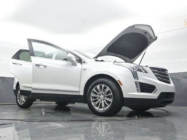 Used 2017 Cadillac XT5 Luxury w/ Driver Awareness Package AWD/4WD image 58