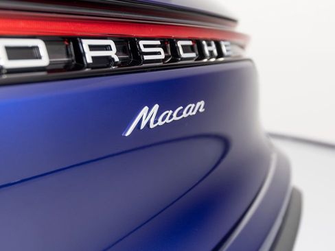 New 2026 Porsche Macan image 15