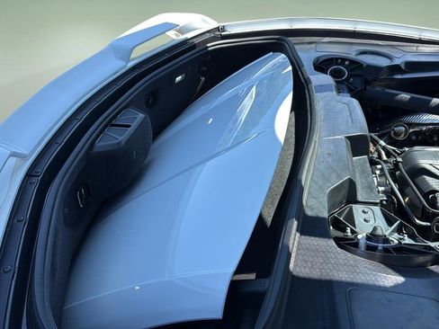 Used 2023 Chevrolet Corvette Stingray Preferred Cpe w/ Z51 Performance Package RWD image 17