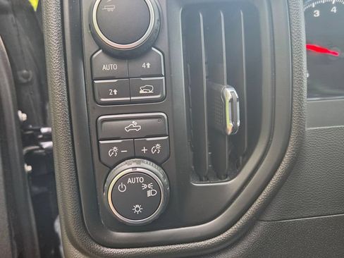Certified 2023 Chevrolet Silverado 1500 Custom AWD/4WD image 14