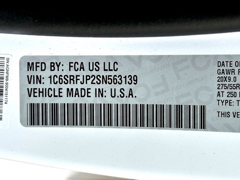 Used 2025 RAM 1500 Laramie AWD/4WD image 35