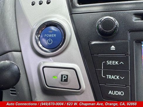 Used 2014 Toyota Prius V Five FWD image 20