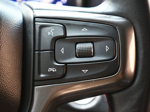 Used 2022 Chevrolet Suburban RST w/ Sport Performance Package image 30