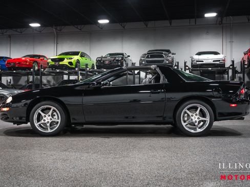 Used 1998 Chevrolet Camaro Z28 w/ Preferred Equipment Group 2 RWD image 2