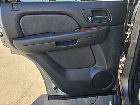 Used 2008 Chevrolet Tahoe LT w/ LT Preferred Equipment Group image 13