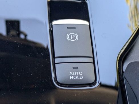 New 2026 Mitsubishi Outlander ES image 24