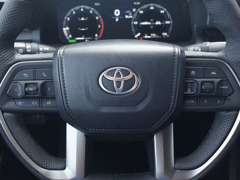 New 2026 Toyota Tacoma Limited AWD/4WD image 19