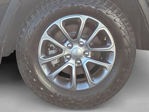 Used 2014 Jeep Grand Cherokee Limited image 23