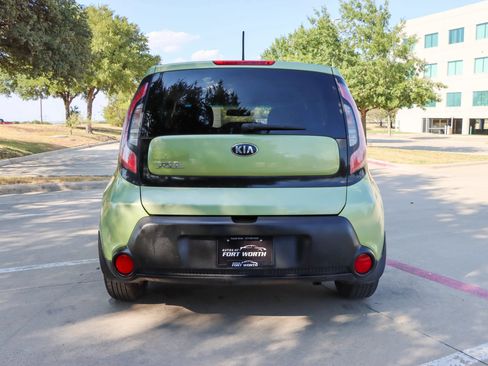 Used 2016 Kia Soul FWD image 6