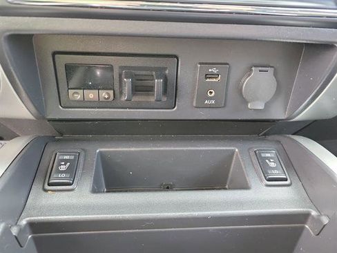 Used 2017 Nissan Titan SL w/ Texas Titan Edition image 15