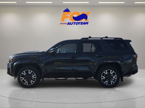 New 2026 Toyota 4Runner TRD Sport Premium AWD/4WD image 2