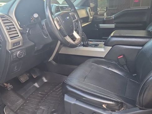 Used 2015 Ford F150 Lariat w/ Equipment Group 502A Luxury AWD/4WD image 5