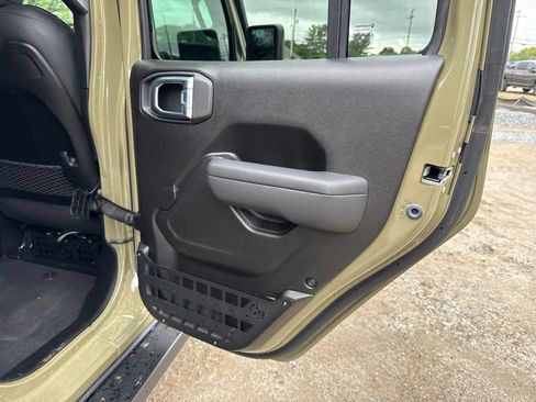 New 2026 Jeep Wrangler Unlimited Rubicon w/ Technology Group AWD/4WD image 30