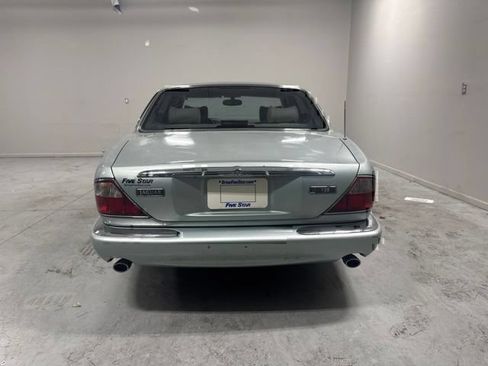 Used 2000 Jaguar XJ8 RWD image 7