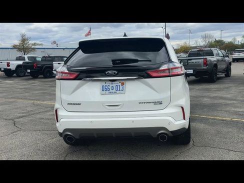 Used 2020 Ford Edge Titanium w/ Equipment Group 301A AWD/4WD image 31