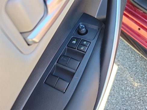 Used 2024 Toyota Corolla SE image 14