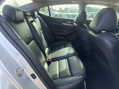 Used 2016 Nissan Maxima 3.5 SL FWD image 13