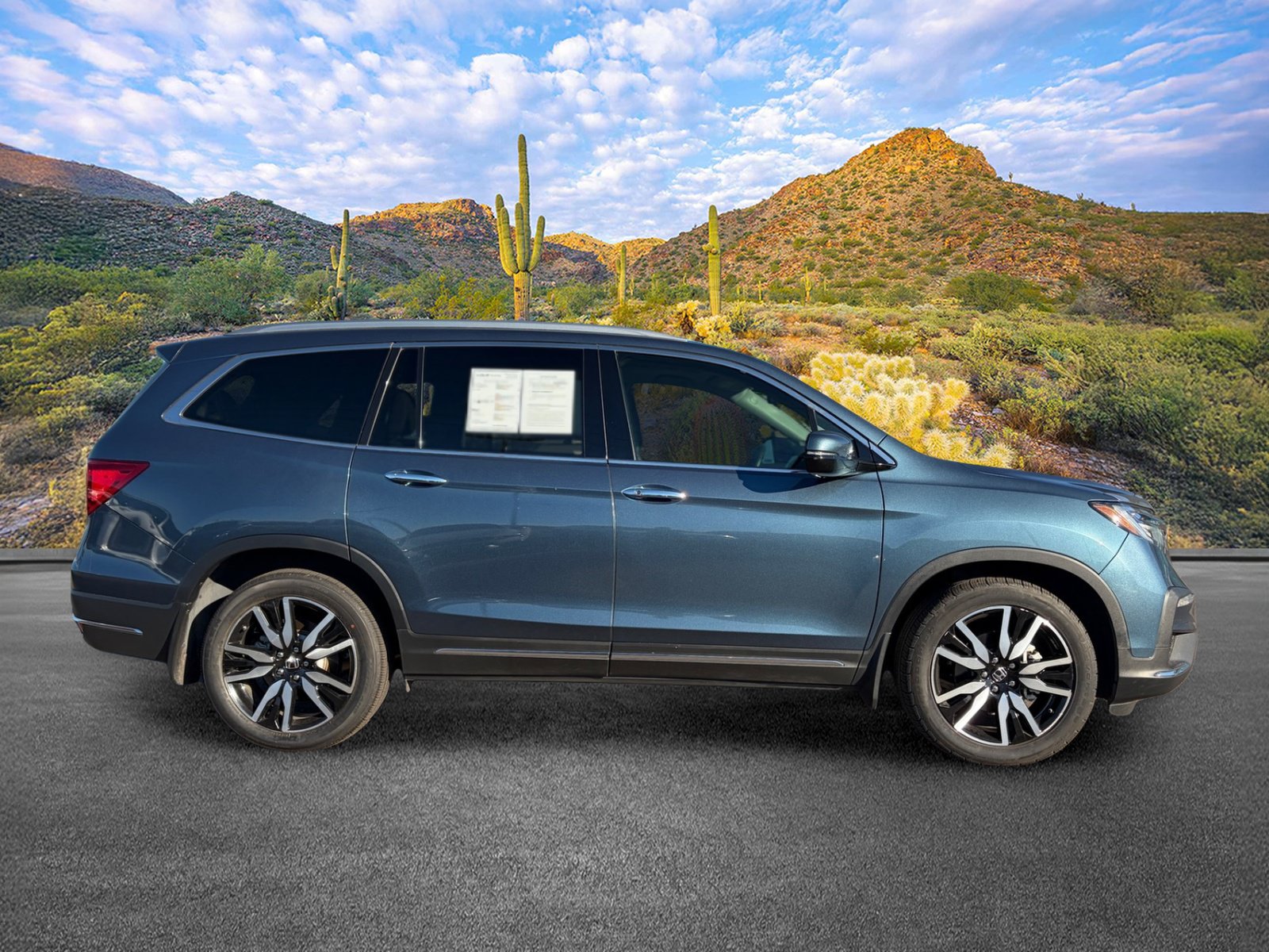 Used 2021 Honda Pilot Touring image 3