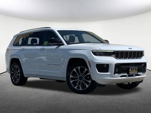 Used 2022 Jeep Grand Cherokee L Overland w/ Luxury Tech Group IV image 2