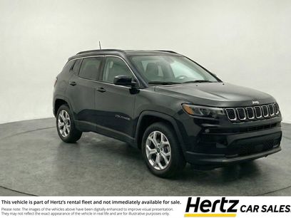 Used 2025 Jeep Compass Latitude