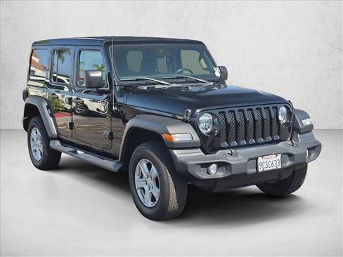 Used 2022 Jeep Wrangler Unlimited Sport w/ Sun And Sound Package AWD/4WD image 3