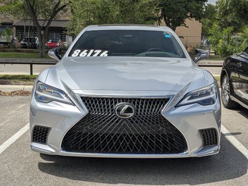 Used 2024 Lexus LS 500 RWD image 2