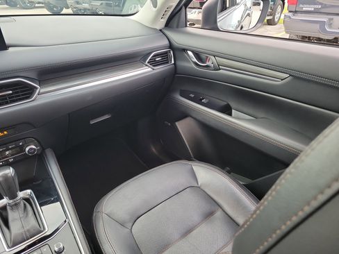 Used 2022 MAZDA CX-5 AWD 2.5 S w/ Premium Package image 16