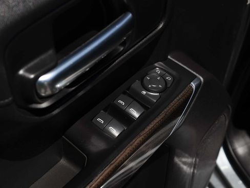 Used 2020 Chevrolet Silverado 1500 LT w/ Texas Edition AWD/4WD image 42