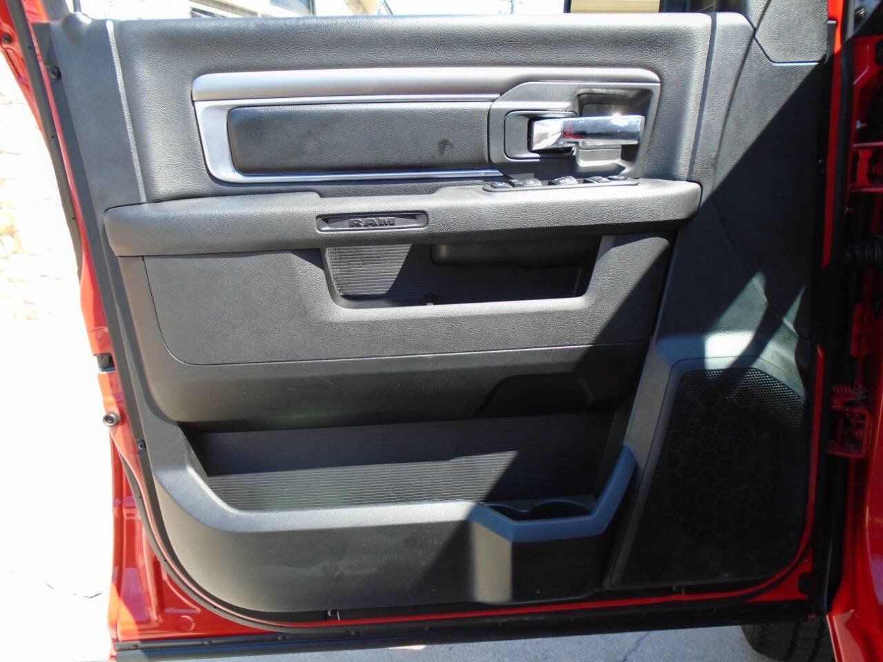 Used 2024 RAM 1500 Warlock RWD image 24
